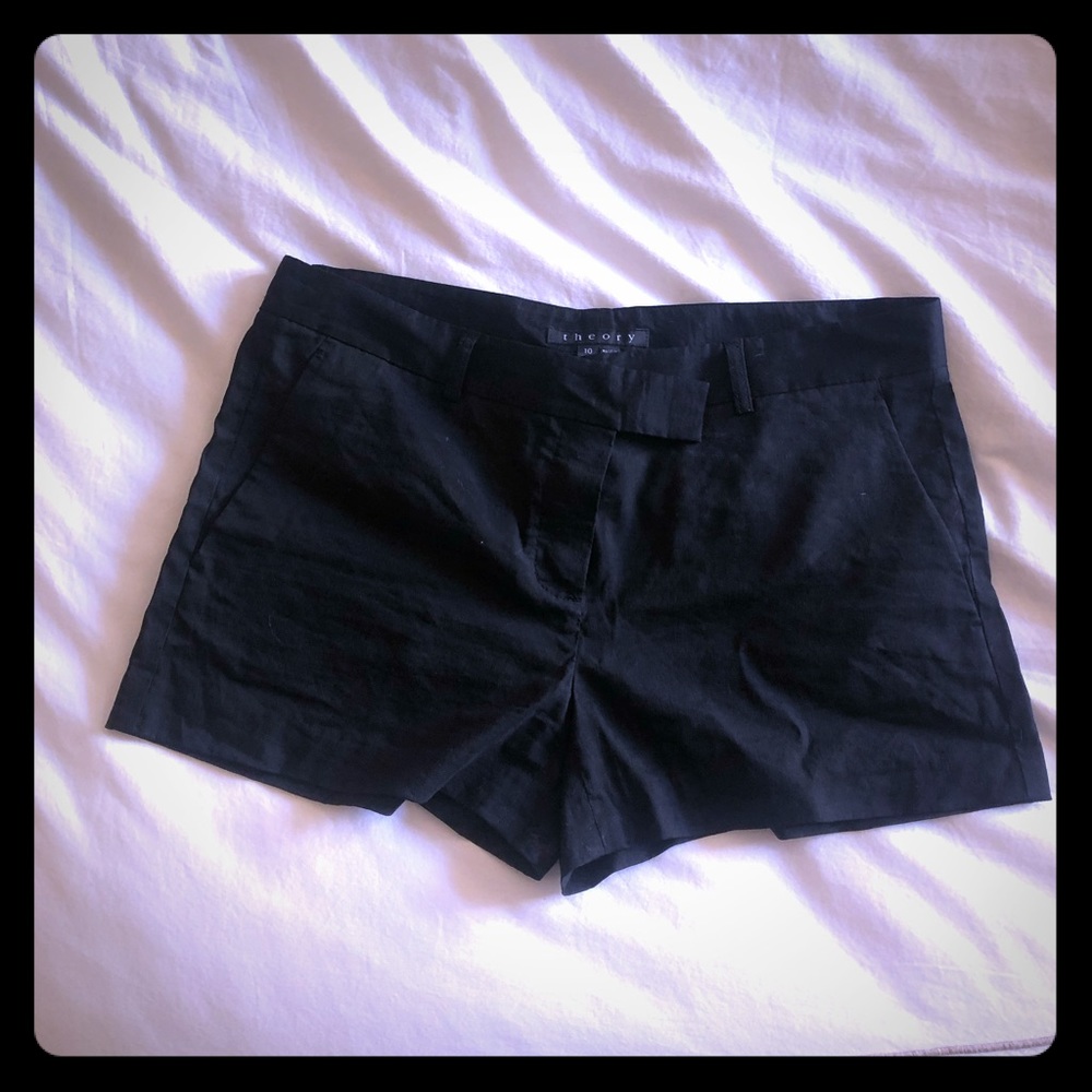 Theory Bennie Crunch Shorts